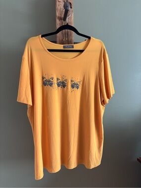 161.) Mr Max / Yellow Butterflies Tee